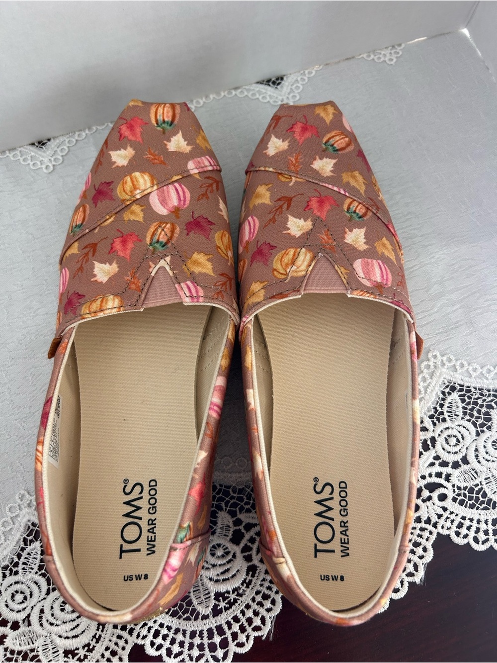 TOMS Women's Alpargata Fall Thsnksgiving Pumpkin & Leaves Slip-On Shoes - Size 8